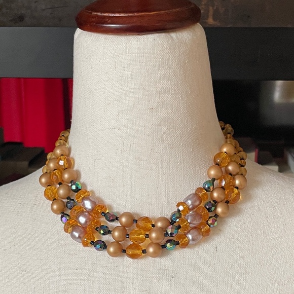 Vintage Jewelry - vintage necklace set